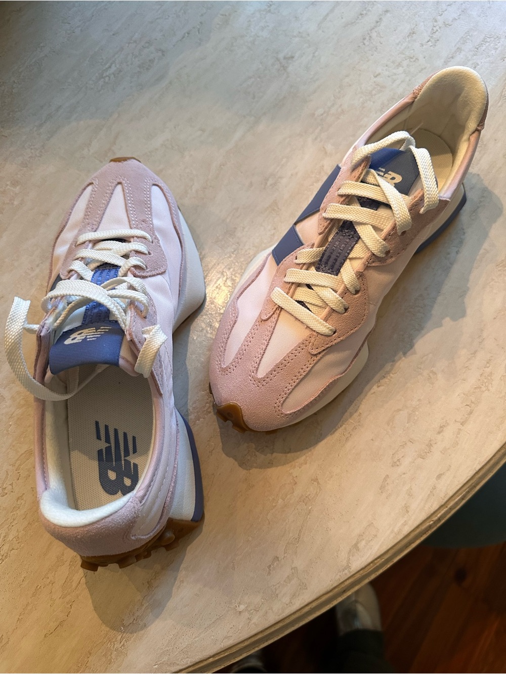 New in Box: New Balance 327
Size: 8 - B
Color: Pink Salt With Fairweather Blue - Picture 15 of 15